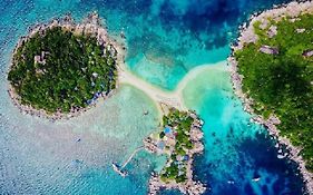 นางยวน ไอส์แลนด์ ไดฟ์ รีสอร์ท